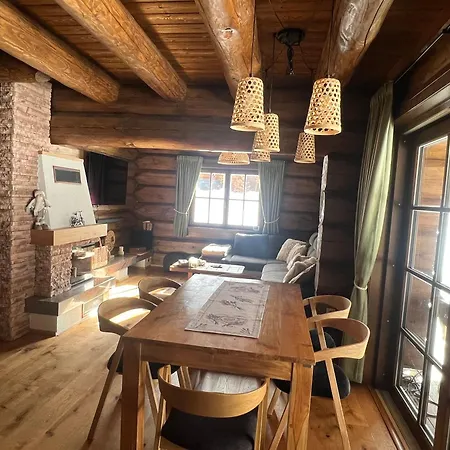 House Cicmany- Relaxacne Zariadenie S Ubytovanim *