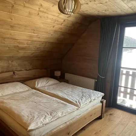 Dovolenkový dom House Cicmany- Relaxacne Zariadenie S Ubytovanim Cicmany