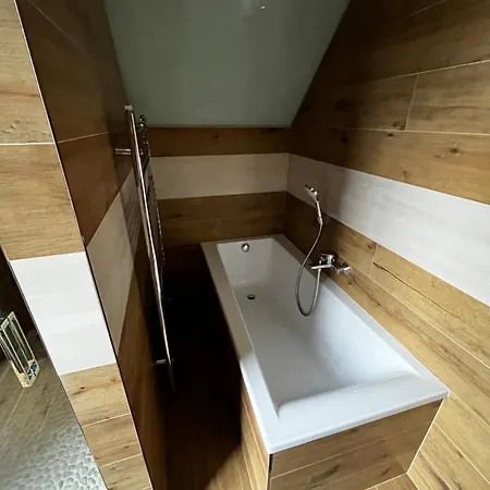 House Cicmany- Relaxacne Zariadenie S Ubytovanim
