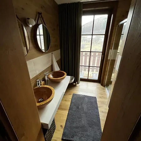 House Cicmany- Relaxacne Zariadenie S Ubytovanim * Čičmany